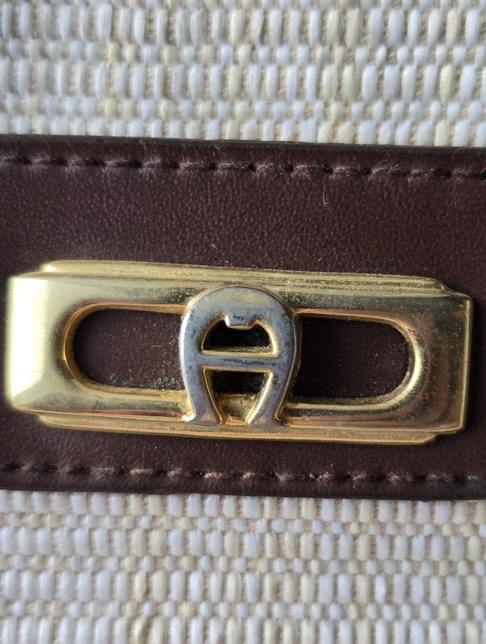 Etienne Aigner Woven Shoulder Bag Ivory Brown Manmade Trim Gold Turn Lock Vtg - Picture 4 of 13